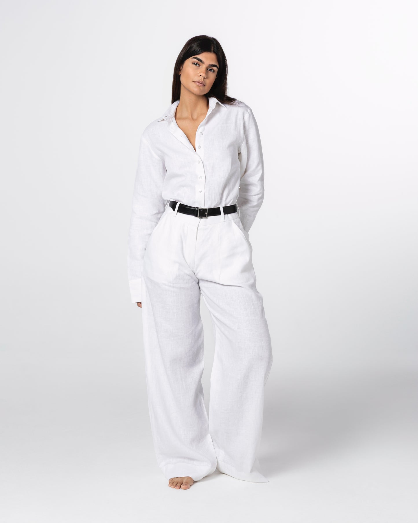The Tailored Linen Trouser