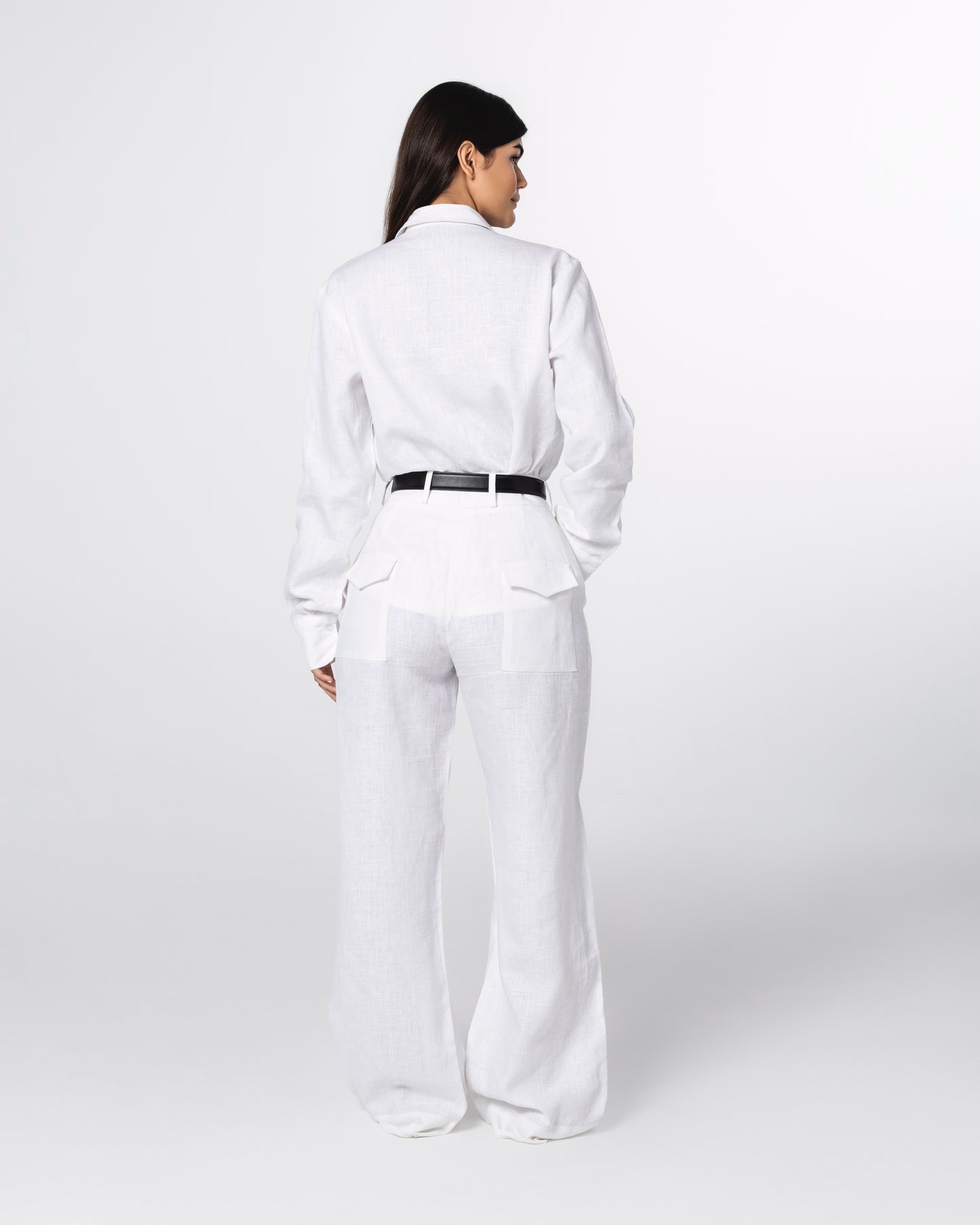 The Tailored Linen Trouser