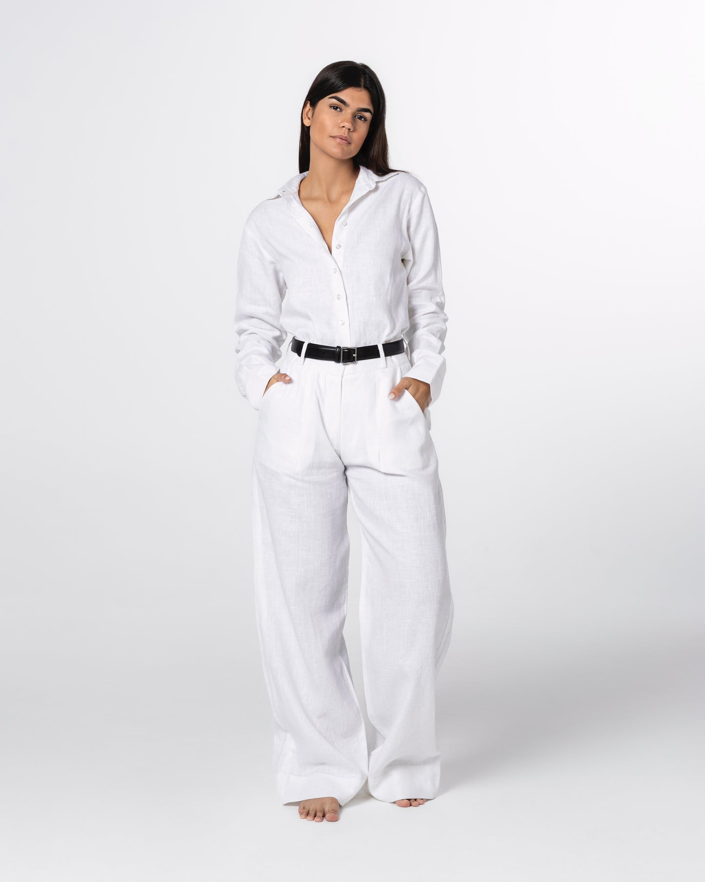 The Tailored Linen Trouser